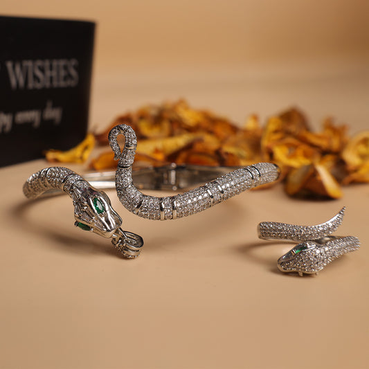 Yılanın Kalbi Işıltısı